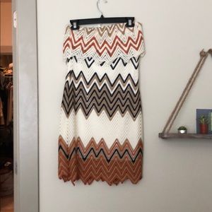 Chevron strapless dress